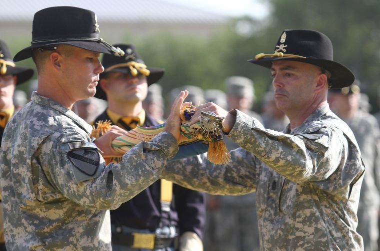 4-227 Attack Reconnaissance Battalion color casing